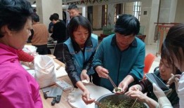 北湖许庄吃瓜,夏日炎炎，吃瓜群众欢乐多