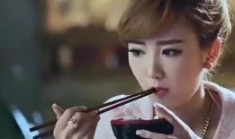 念念爸爸吃瓜,念念爸爸的瓜田奇遇记