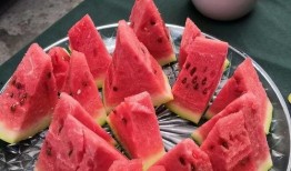 在重庆吃瓜,吃瓜群众的夏日狂欢