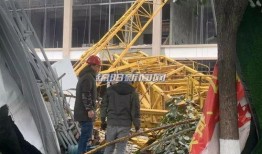 塔吊吃瓜视频,一场别开生面的高空吃瓜盛宴