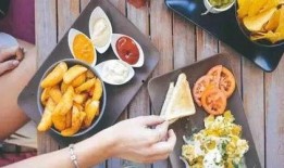 宜兴吃福瓜视频,传统美食的甜蜜传承